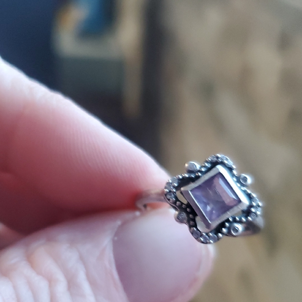Vintage Style 925 Sterling Silver Ring – 925 – Purple Stone – Size 7